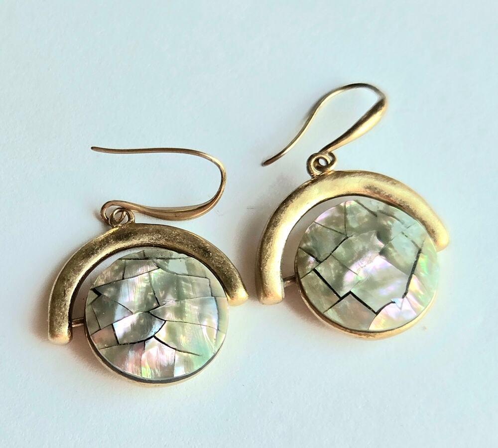 Robert Lee Morris RLM Soho Mother of Pearl MOP Dangle Earrings Pierced Signed